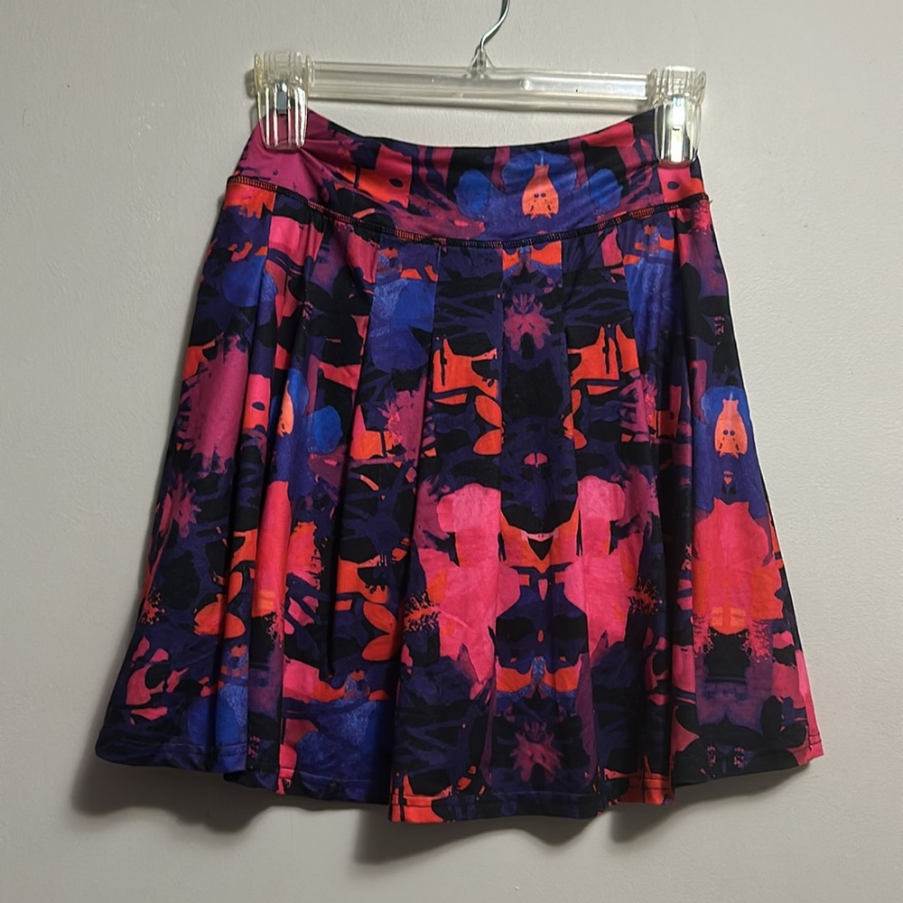 Fulbelle Vibrant Floral Women's Skirt Skort Small Golf Tennis - Picture 3 of 4